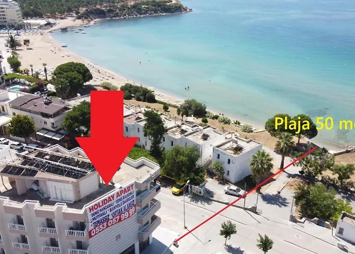 50 Meters To Beach, Sea View מלון דירות 3*