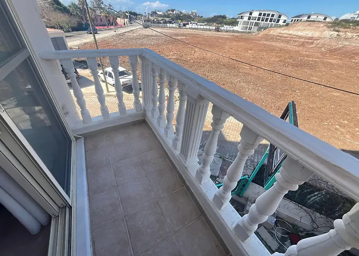 Aparthotel 50 Meters To Beach, Sea View