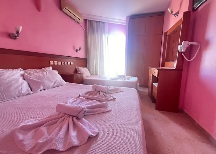 Aparthotel 50 Meters To Beach, Sea View Didim