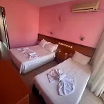HOLIDAY APART DiDiM ALTINKUM Aparthotel
