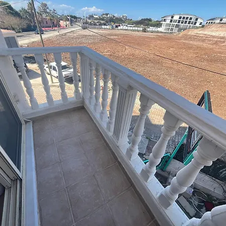 Aparthotel 50 Meters To Beach, Sea View