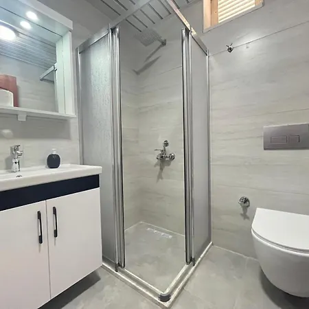 50 Meters To Beach, Sea View דידים