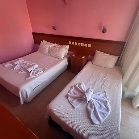 50 Meters To Beach, Sea View Aparthotel *