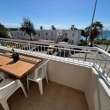 50 Meters To Beach, Sea View מלון דירות דידים