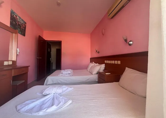 Lejlighedshotel 50 Meters To Beach, Sea View