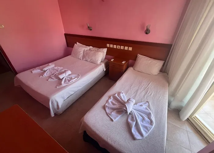 50 Meters To Beach, Sea View Lejlighedshotel 3*